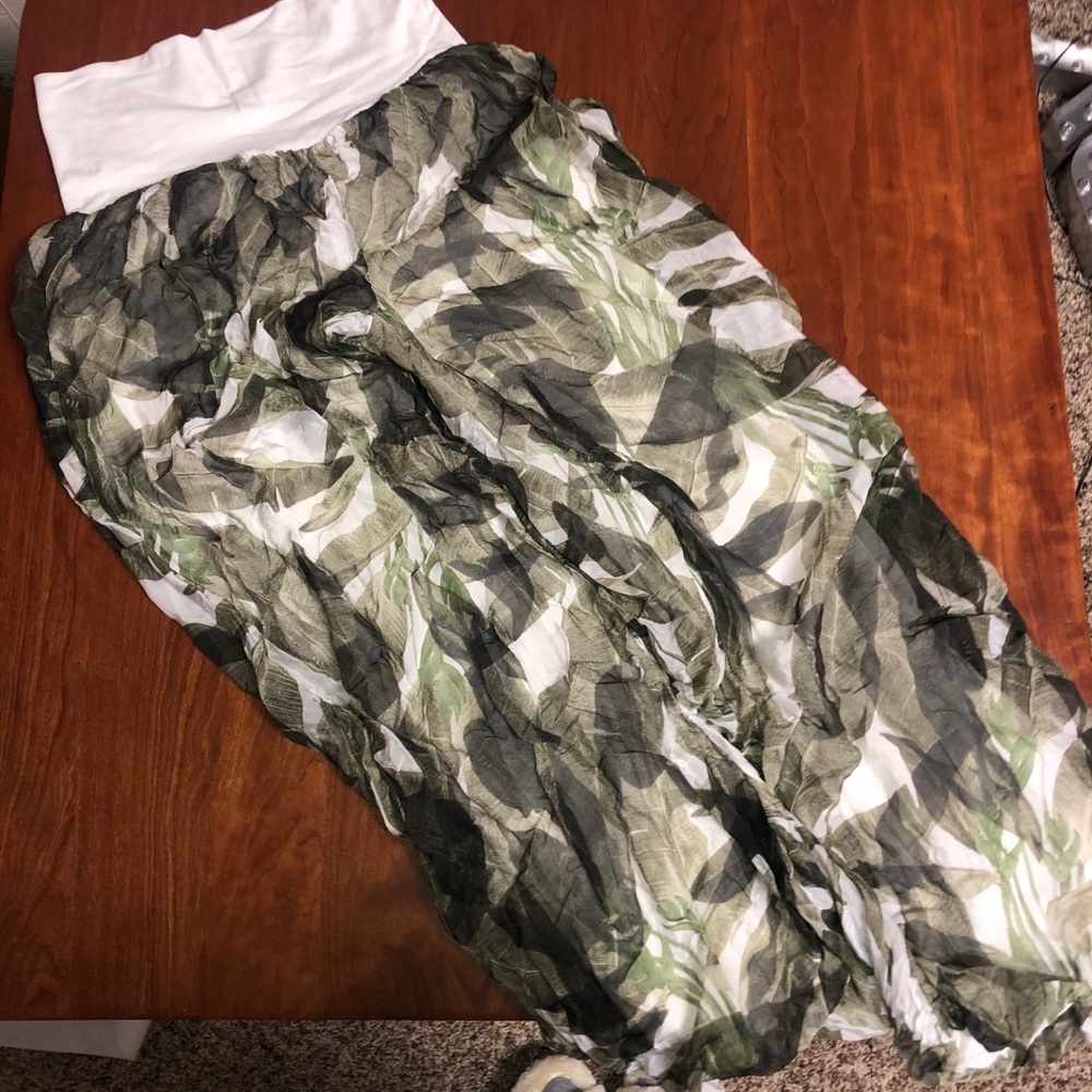 flowy pants - Picture 2 of 6